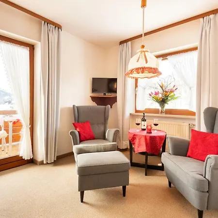Haus Alpenblick: Alpine Views With 4-star Family And Wellness Access 4* Oberstdorf