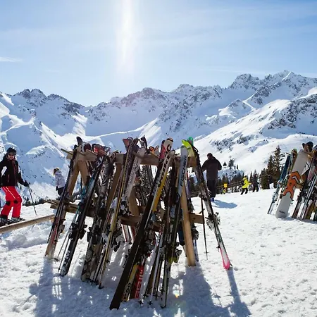 Haus Alpenblick: Alpine Views With 4-star Family And Wellness Access Apartment