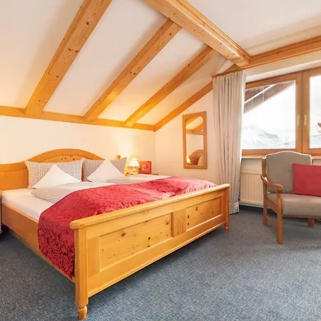 Haus Alpenblick: Alpine Views With 4-star Family And Wellness Access