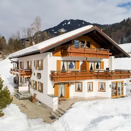 Haus Alpenblick: Alpine Views With 4-star Family And Wellness Access *
