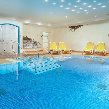 Haus Alpenblick: Alpine Views With 4-star Family And Wellness Access Apartment Oberstdorf