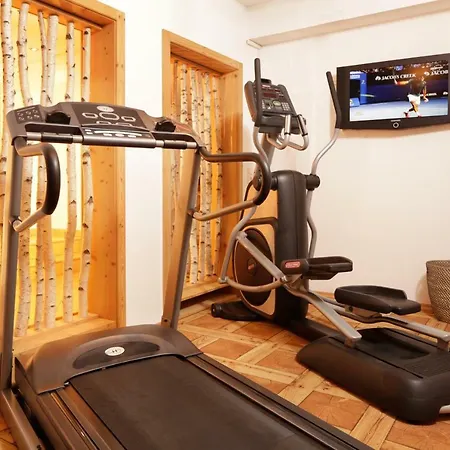 Haus Alpenblick: Alpine Views With 4-star Family And Wellness Access * Oberstdorf